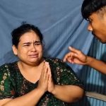 প্রবাসীর স্ত্রী সন্তানরা ঘুমিয়ে পড়লে ডেকে আনে তার নিজের…See more